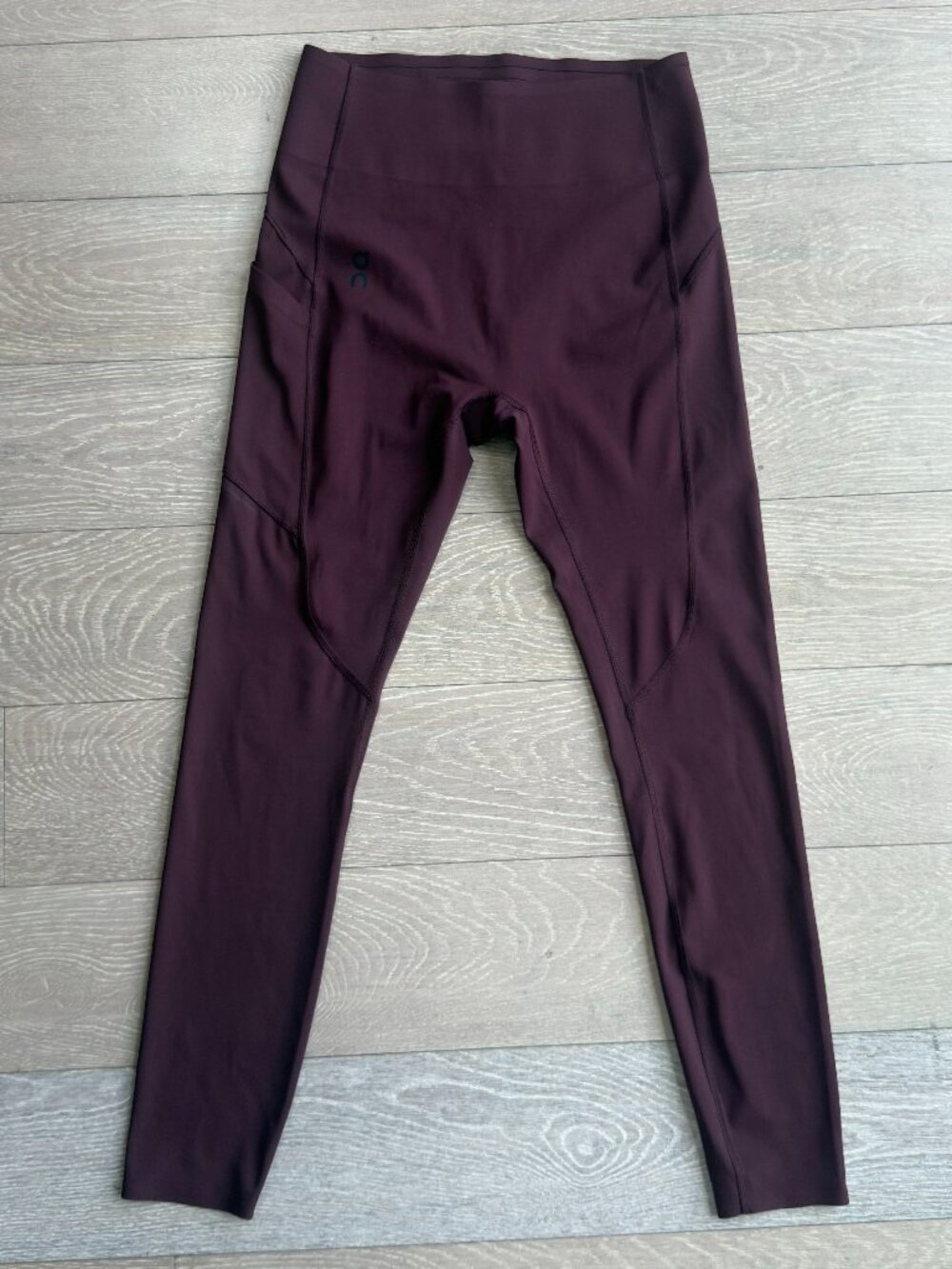 On Running Movement Tights Long in Purple